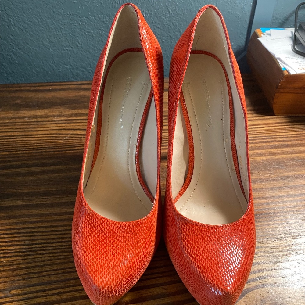 BCBG Pumps